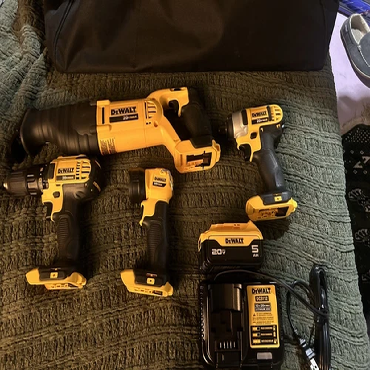 VTG Black & Decker 4 pc Tools Versa Pak 7.2v- Drill, Circu-Saw, Screwdriver, Saw